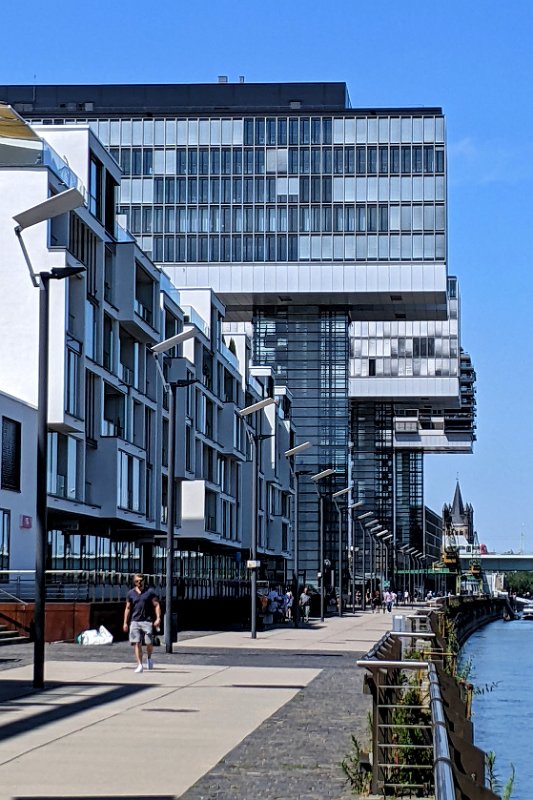 PXL_20220622_124403522-01